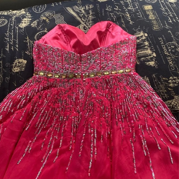 SOLD - Picture 3 of 5